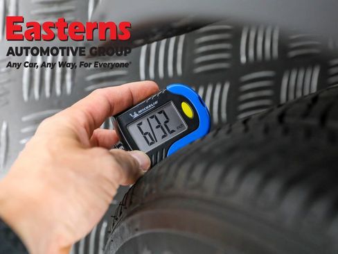 Used 2025 Toyota Camry LE w/ Convenience Package image 27