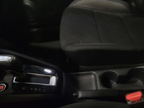 Used 2020 Nissan Kicks S image 26