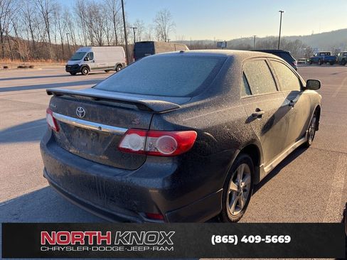 Used 2011 Toyota Corolla S image 3