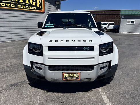 Used 2025 Land Rover Defender 110 S AWD/4WD image 2