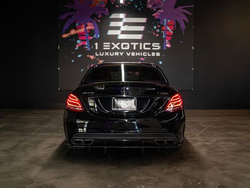 Used 2017 Mercedes-Benz C 63 AMG Sedan image 4