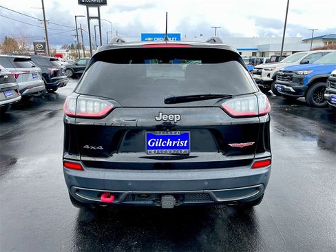 Used 2019 Jeep Cherokee Trailhawk w/ Cold Weather Group image 26
