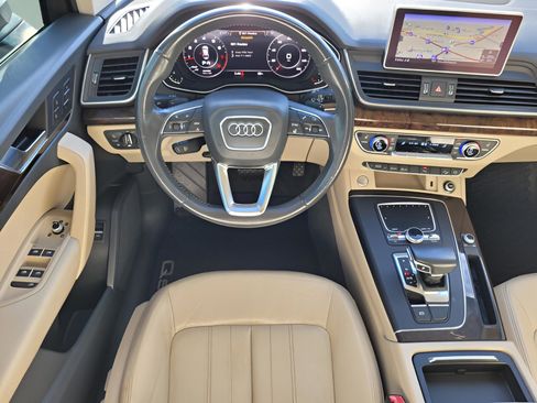 Used 2018 Audi Q5 2.0T Premium Plus image 12