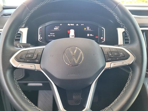 Used 2023 Volkswagen Atlas SE AWD/4WD image 33
