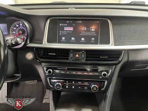 Used 2019 Kia Optima S image 17
