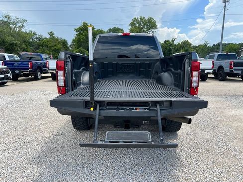 Used 2022 Ford F250 XLT w/ Black Appearance Package AWD/4WD image 17