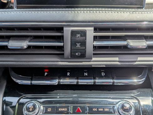 Used 2022 Lincoln Corsair Reserve w/ Elements Package image 27