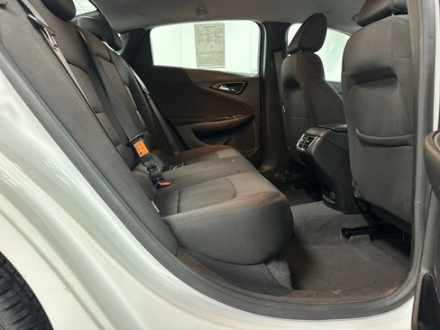 Used 2023 Chevrolet Malibu LT FWD image 20