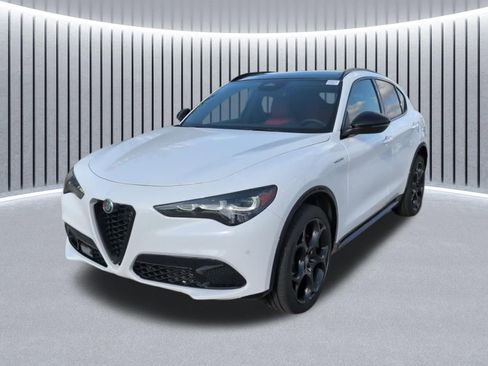 New 2026 Alfa Romeo Stelvio Sprint image 19