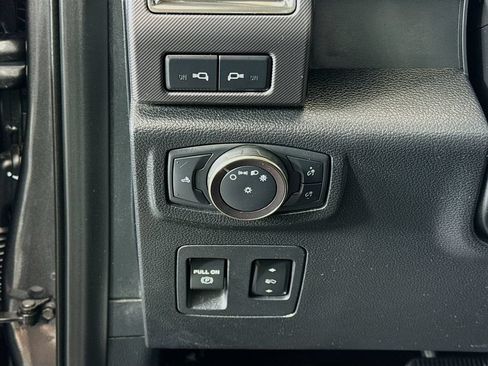 Used 2019 Ford F150 Raptor w/ Equipment Group 802A Luxury AWD/4WD image 10
