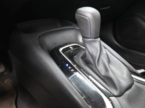Used 2023 Toyota Corolla LE FWD image 31