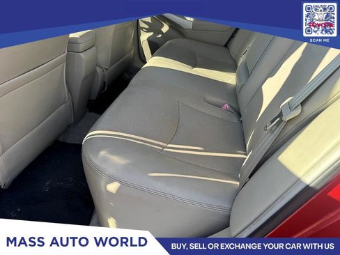 Used 2010 Toyota Prius Three image 9