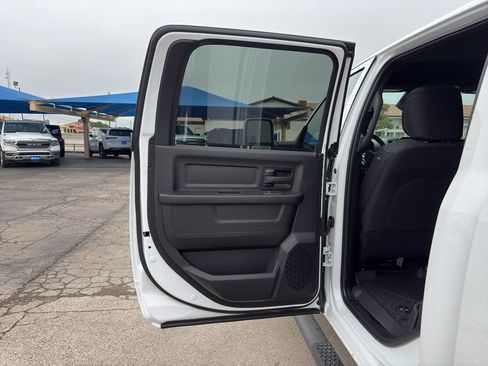 New 2026 RAM 2500 Tradesman AWD/4WD image 12
