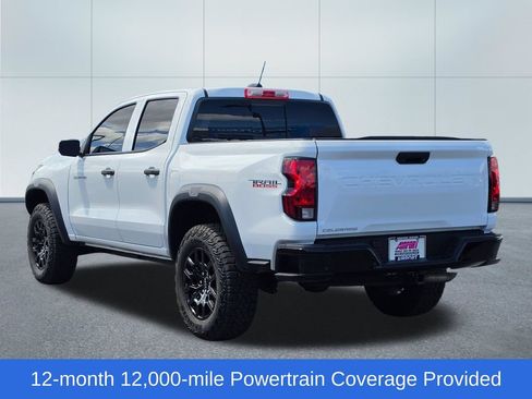 Used 2026 Chevrolet Colorado Trail Boss AWD/4WD image 3