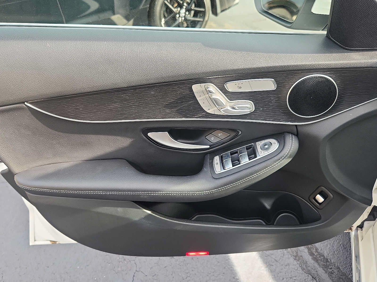 Used 2021 Mercedes-Benz C 300 4MATIC Sedan image 12