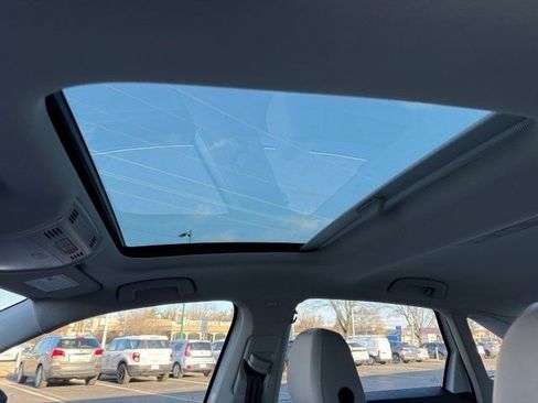 New 2026 Volkswagen Jetta SE image 13