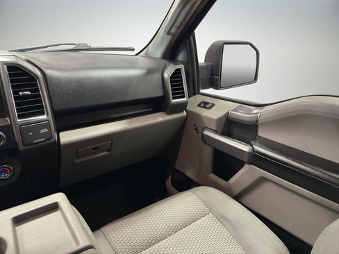 Used 2016 Ford F150 XLT w/ Equipment Group 302A Luxury RWD image 25