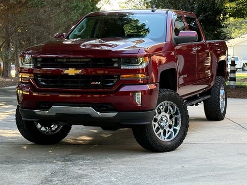 Used 2017 Chevrolet Silverado 1500 LT w/ All Star Edition image 7