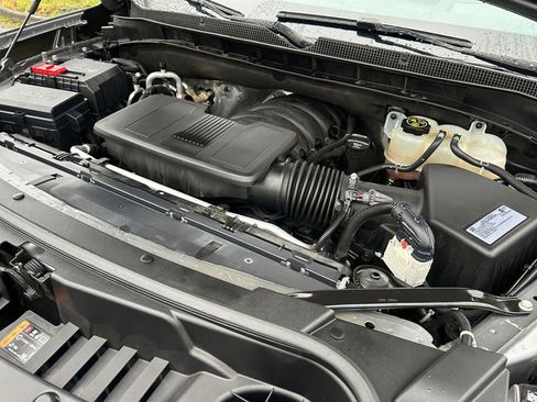 Used 2021 Chevrolet Tahoe Premier AWD/4WD image 31