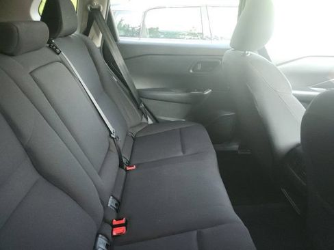 Used 2024 Nissan Rogue S AWD/4WD image 4