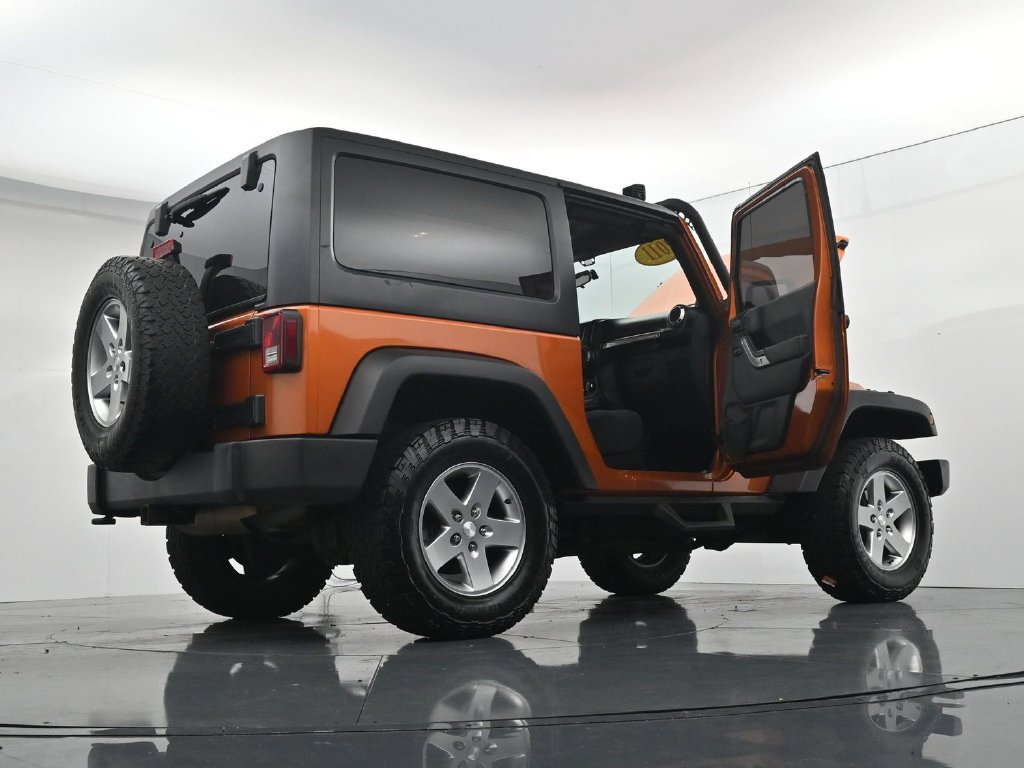 Used 2011 Jeep Wrangler Rubicon w/ Dual Top Group AWD/4WD image 40