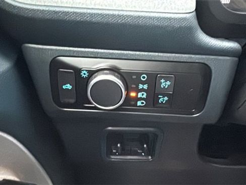 Certified 2022 Ford Maverick XLT w/ Equipment Group 300A Standard image 15