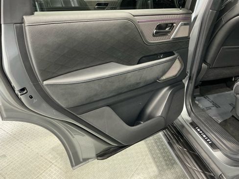 Used 2025 INFINITI QX80 Autograph image 48