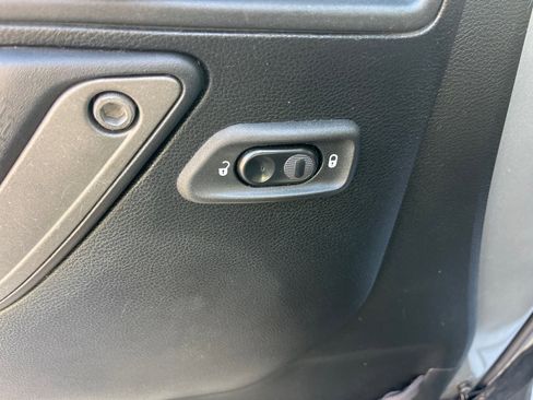 Used 2018 Jeep Wrangler Unlimited Sport S image 14