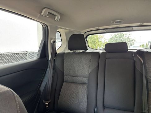 Used 2025 Nissan Rogue SV FWD image 40
