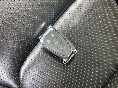 Used 2018 Chevrolet Camaro SS w/ Redline Edition RWD image 11