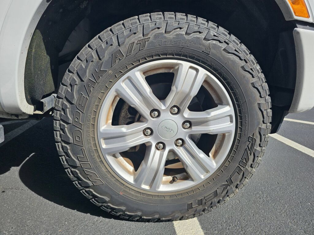 Used 2019 Ford Ranger XLT w/ Equipment Group 301A Mid AWD/4WD image 9