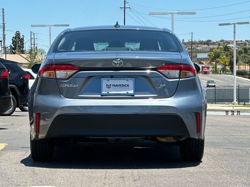 Used 2024 Toyota Corolla LE FWD image 4