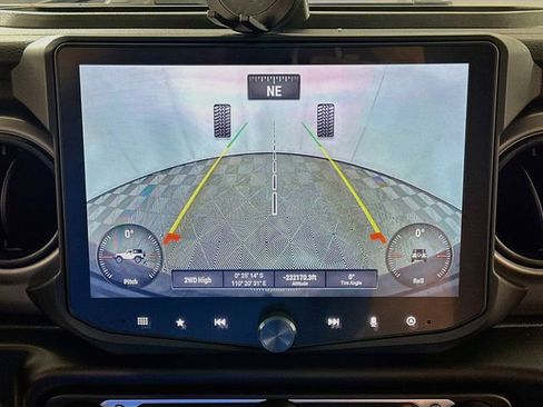 Used 2022 Jeep Wrangler Sport AWD/4WD image 15