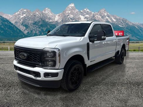 Used 2026 Ford F350 Lariat w/ Black Appearance Package AWD/4WD image 1