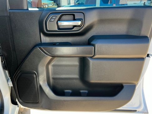 Certified 2024 Chevrolet Silverado 2500 Custom w/ Custom Value Package image 23