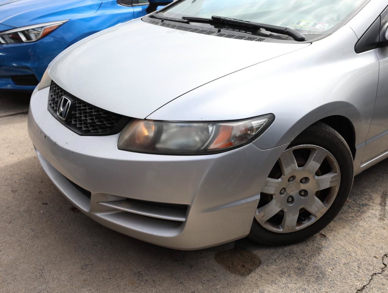 Used 2011 Honda Civic LX image 2