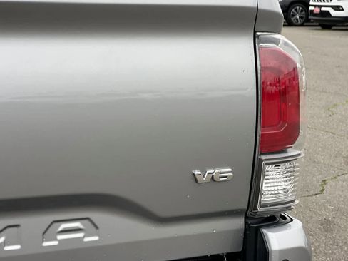 Certified 2021 Toyota Tacoma TRD Sport image 29