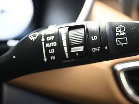 Used 2021 Hyundai Santa Fe Calligraphy image 28