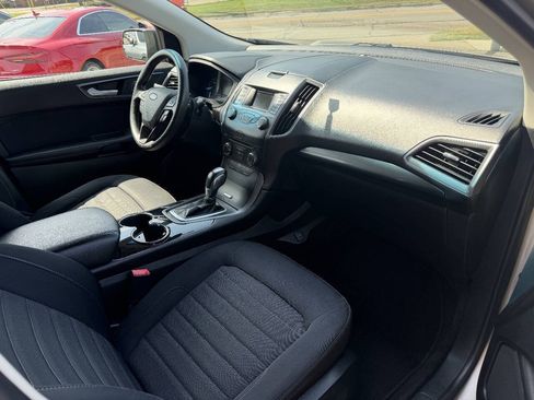 Used 2017 Ford Edge SE AWD/4WD image 7