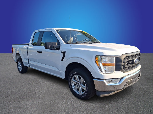 Used 2022 Ford F150 XL w/ Trailer Tow Package RWD image 3