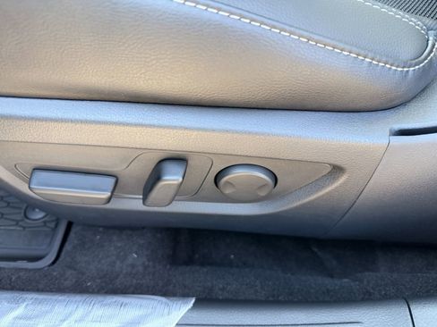 New 2026 MAZDA CX-50 Meridian Edition w/ Weather Package image 12