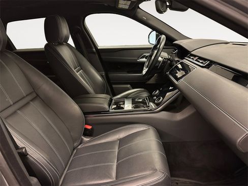 Used 2018 Land Rover Range Rover Velar R-Dynamic SE image 14