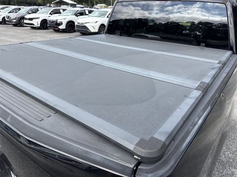 Used 2017 Ford F150 XLT image 25