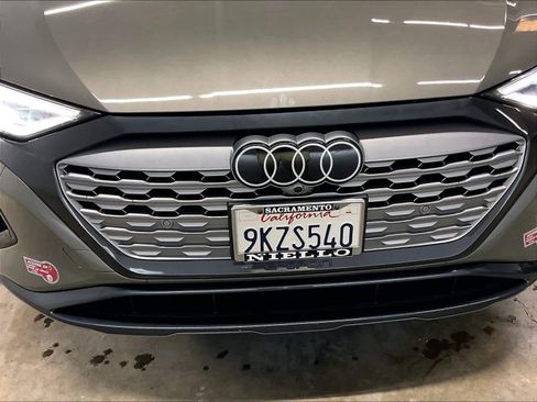 Certified 2024 Audi Q8 e-tron Premium Plus AWD/4WD image 31