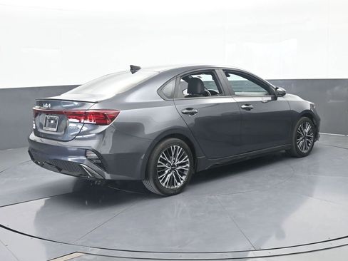 Used 2024 Kia Forte GT-Line w/ GT-Line Premium Package FWD image 6