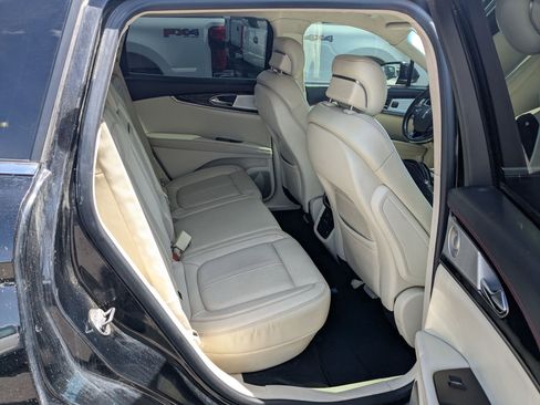 Used 2016 Lincoln MKX Black Label w/ Technology Package AWD/4WD image 31