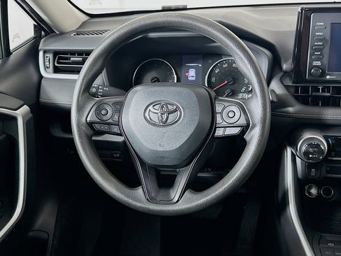 Used 2022 Toyota RAV4 XLE w/ Convenience Package image 18