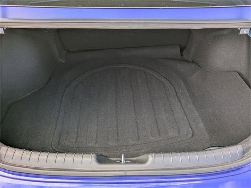 Used 2024 Hyundai Elantra SEL image 30