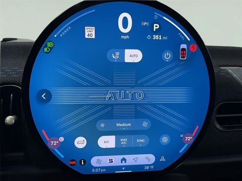 Used 2025 MINI Cooper 2-Door Hardtop image 23