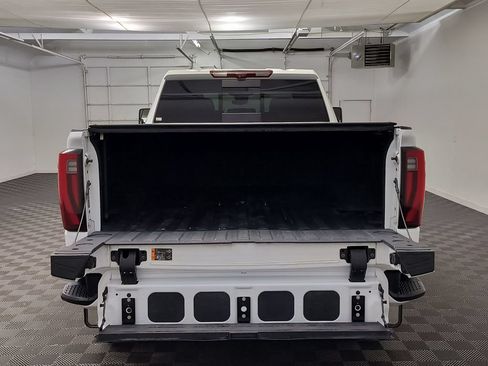 Used 2024 GMC Sierra 2500 Denali w/ Denali Reserve Package AWD/4WD image 19